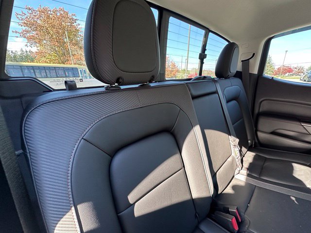 Used 2022 GMC Canyon AT4 w/ Trailering Package AWD/4WD image 9