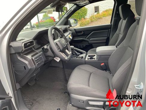 New 2026 Toyota 4Runner SR5 AWD/4WD image 28
