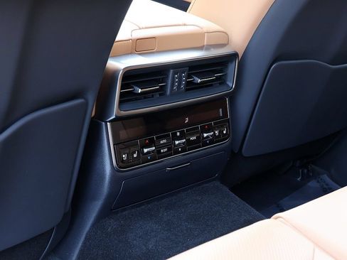 New 2026 Lexus LX 700h Luxury w/ Appearance Package AWD/4WD image 15