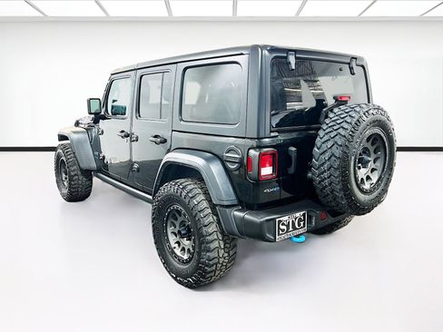 Used 2023 Jeep Wrangler Unlimited w/ Convenience Group AWD/4WD image 6