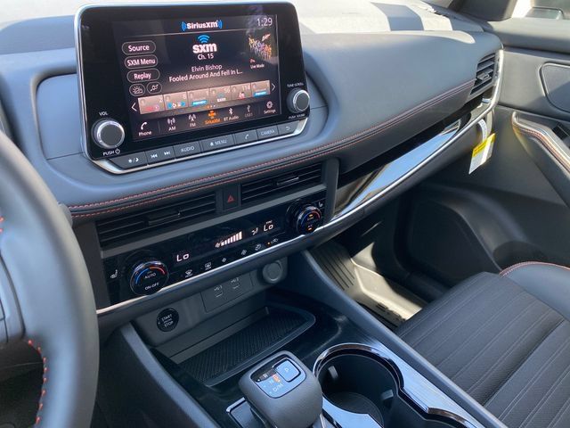 New 2026 Nissan Rogue SV AWD/4WD image 17