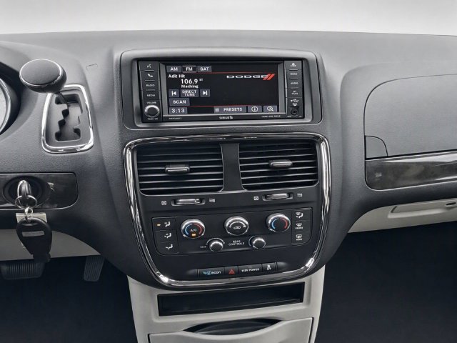 Used 2017 Dodge Grand Caravan SE w/ Power Window Group FWD image 22