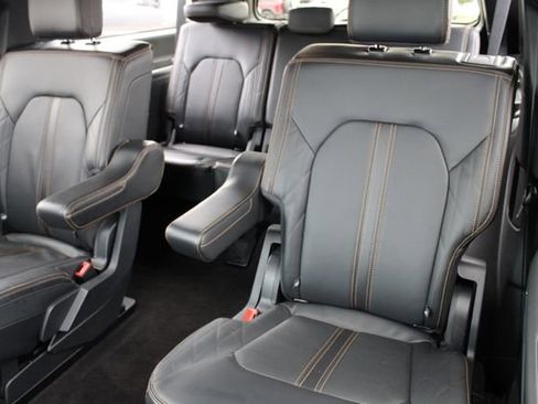 Used 2023 Ford Expedition Max Platinum AWD/4WD image 22