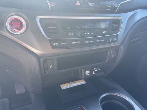 Used 2022 Honda Pilot Special Edition image 31