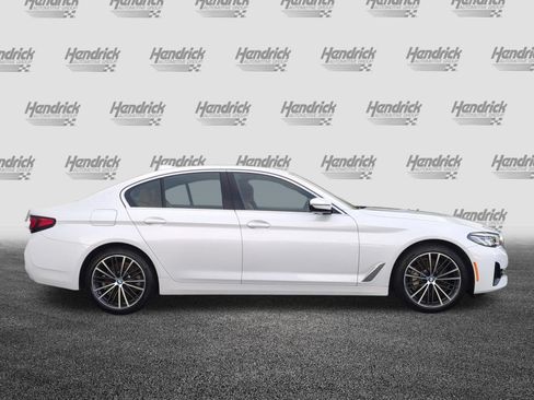 Used 2023 BMW 530i w/ Premium Package RWD image 11
