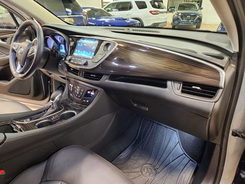 Used 2019 Buick Envision Essence image 32