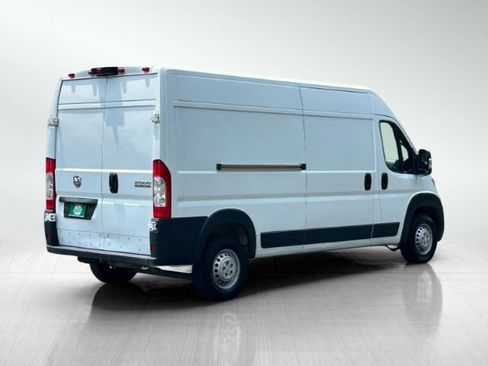 Used 2024 RAM ProMaster 2500 w/ Convenience Group FWD image 4