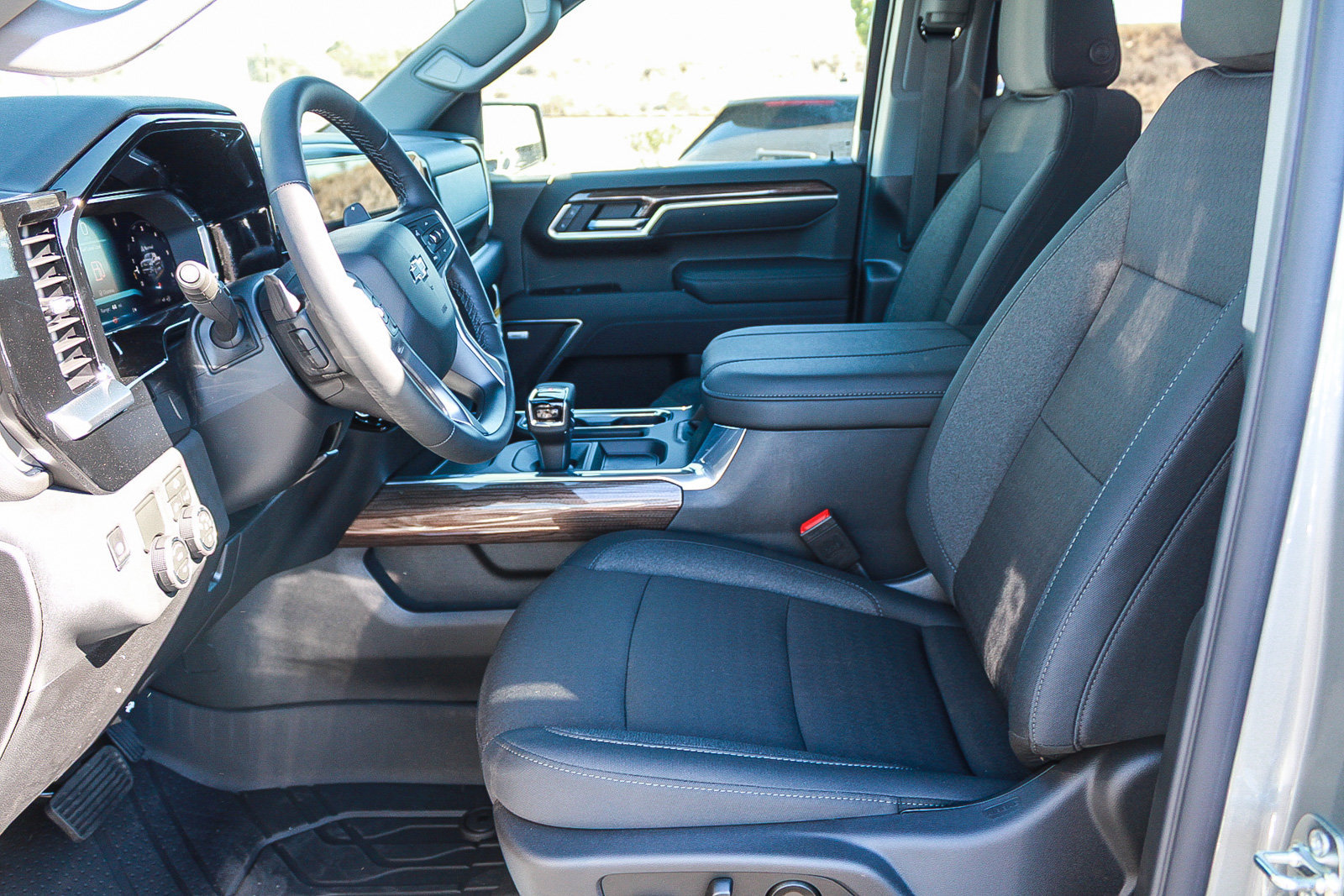 New 2026 Chevrolet Silverado 1500 RST w/ Convenience Package II RWD image 17