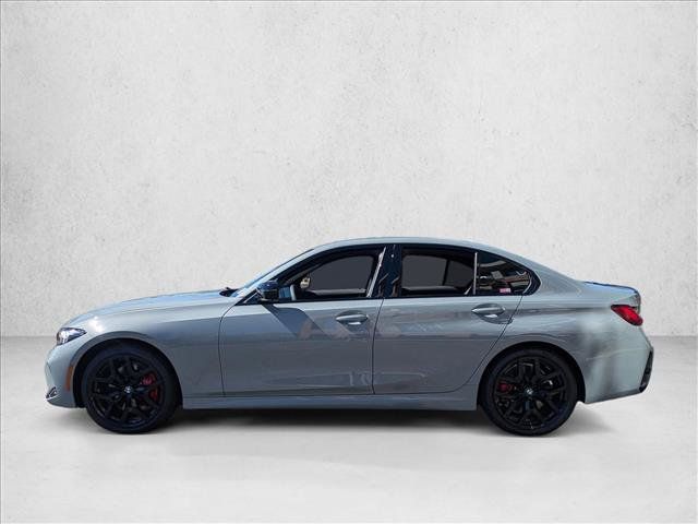 Used 2026 BMW 330i Sedan w/ M Sport Package RWD image 2
