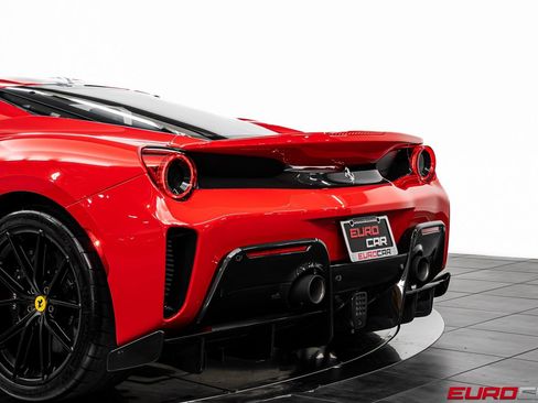 Used 2020 Ferrari 488 Pista Coupe image 24