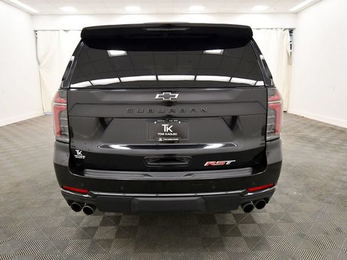 Used 2025 Chevrolet Suburban RST AWD/4WD image 6