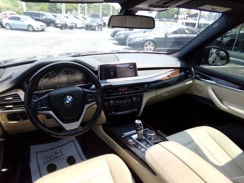 Used 2017 BMW X5 xDrive40e AWD/4WD image 17