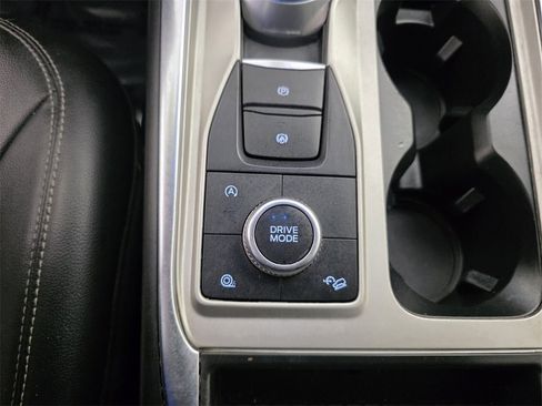 Used 2021 Ford Explorer Limited image 28