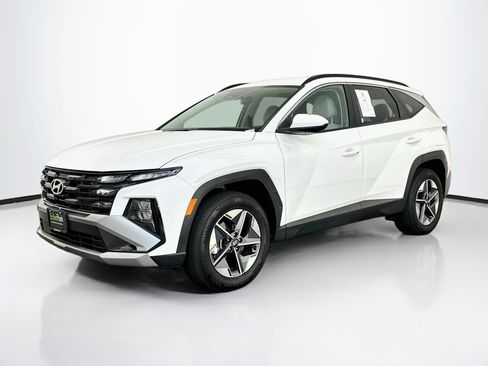 Used 2026 Hyundai Tucson SEL AWD/4WD image 3