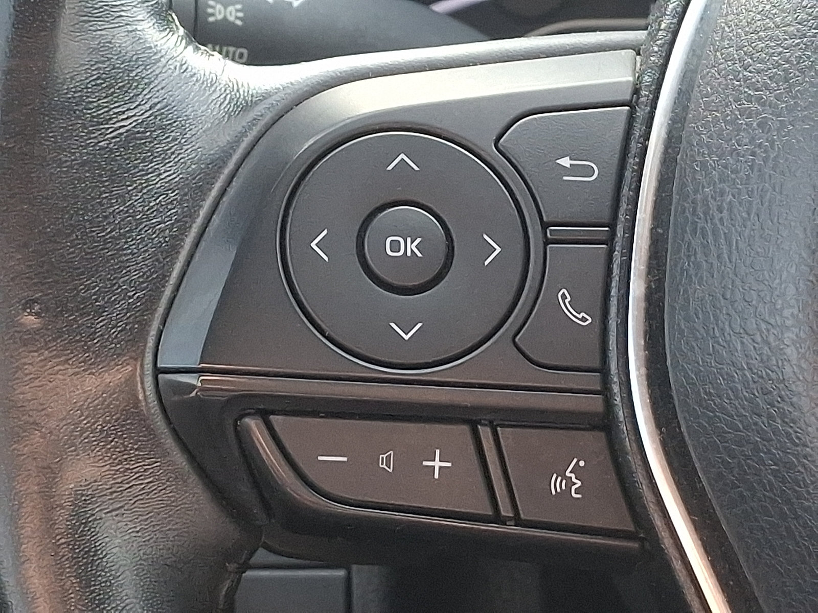 Used 2020 Toyota Camry SE AWD/4WD image 20
