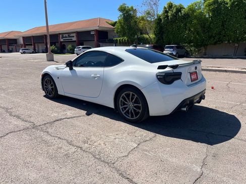 Used 2017 Toyota 86 860 Special Edition image 6