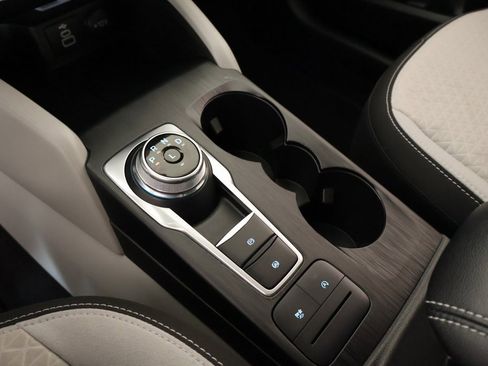 Used 2024 Ford Escape Active image 7