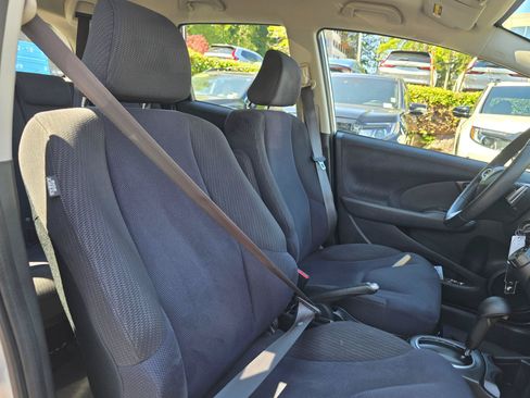 Used 2013 Honda Fit Sport image 11