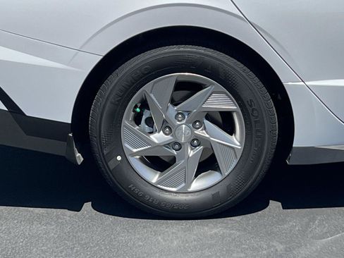 Certified 2026 Hyundai Sonata SE FWD image 15