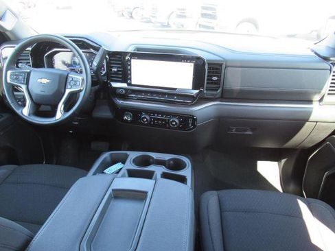 Certified 2024 Chevrolet Silverado 1500 LT AWD/4WD image 12