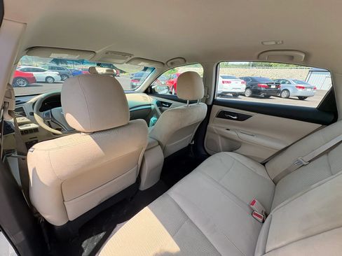 Used 2015 Nissan Altima 2.5 SV FWD image 20
