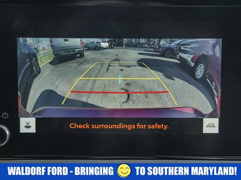 Used 2025 Toyota Camry SE image 56