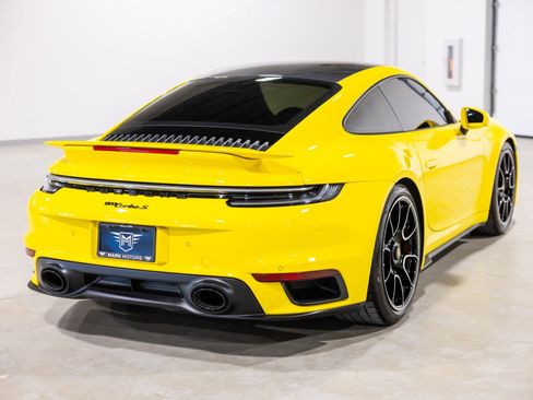 Used 2021 Porsche 911 Turbo S image 9