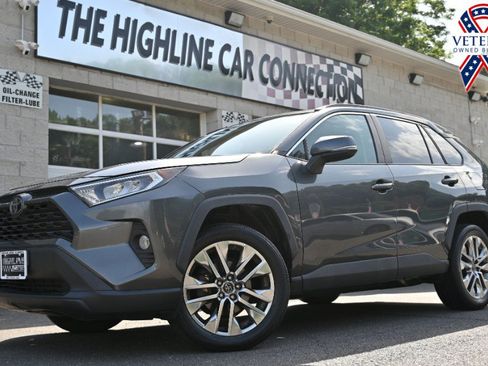 Used 2019 Toyota RAV4 XLE Premium w/ Cold Weather Package AWD/4WD image 1