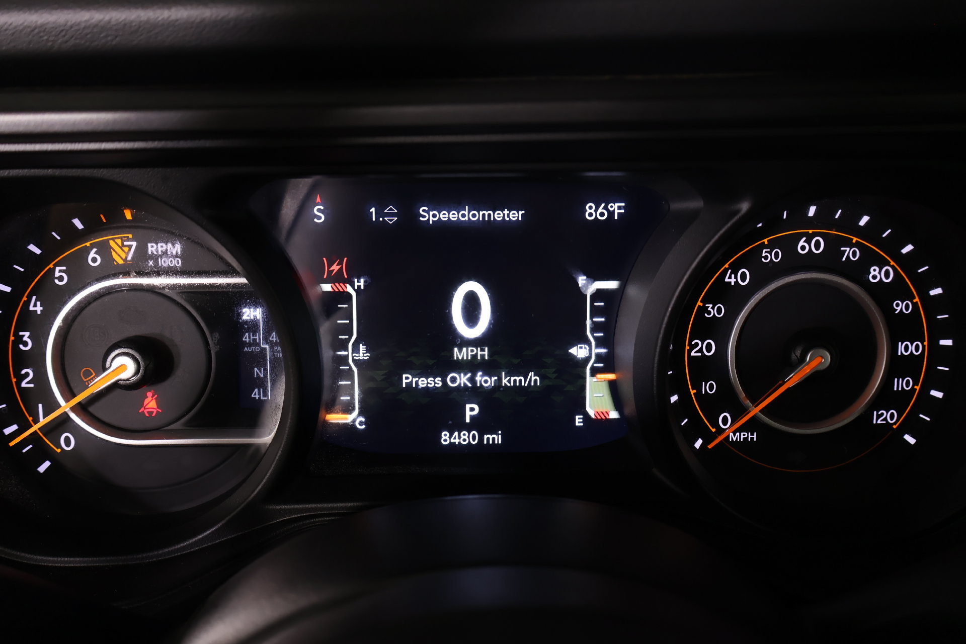 Used 2026 Jeep Gladiator Mojave AWD/4WD image 4