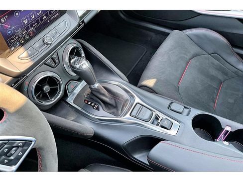 Used 2019 Chevrolet Camaro ZL1 RWD image 26