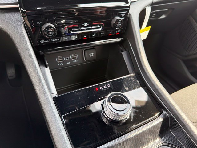 New 2026 Jeep Grand Cherokee Laredo AWD/4WD image 17