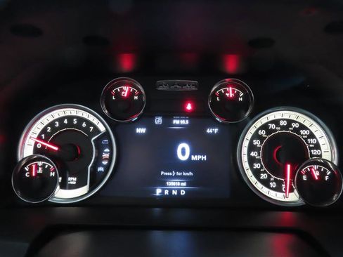 Used 2018 RAM 1500 Sport image 17