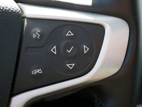 Used 2023 GMC Terrain SLT w/ Infotainment Package II AWD/4WD image 33