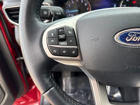 Certified 2020 Ford Explorer XLT w/ Equipment Group 202A image 15