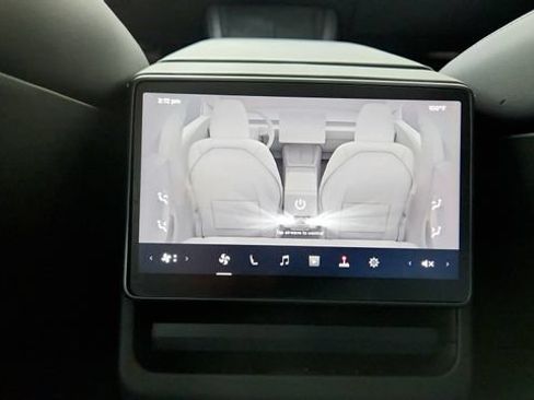 Used 2025 Tesla Model 3 Long Range RWD image 53
