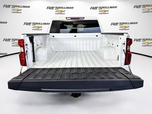 Used 2024 Chevrolet Silverado 1500 W/T w/ WT Value Package AWD/4WD image 25