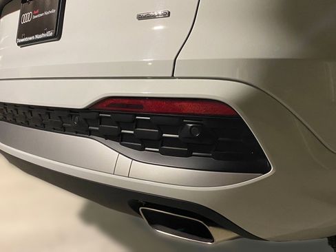 Certified 2025 Audi Q5 Premium w/ Convenience Package image 10