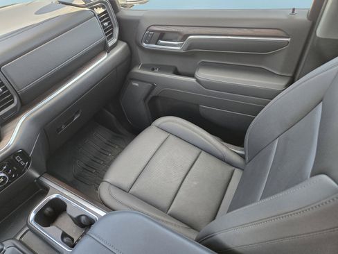 Used 2024 GMC Sierra 1500 SLT AWD/4WD image 20