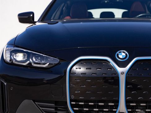Certified 2023 BMW i4 eDrive35 w/ Premium Package RWD image 9