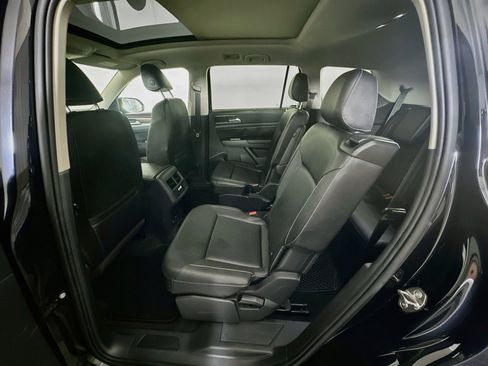 Used 2021 Volkswagen Atlas SE w/ Panoramic Sunroof Package FWD image 30