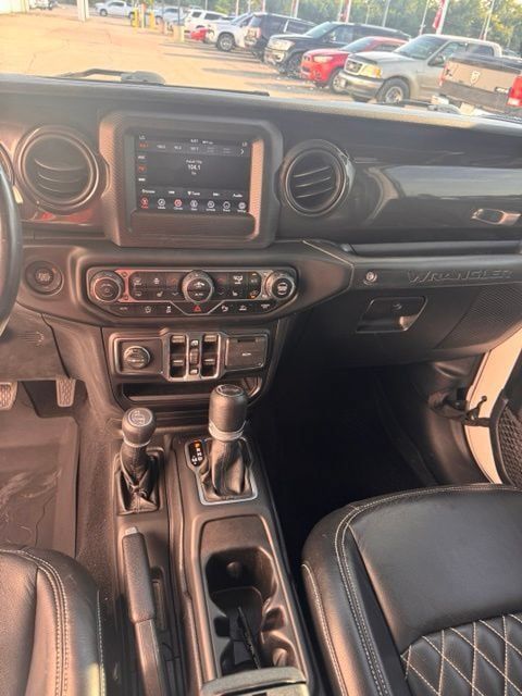 Used 2021 Jeep Wrangler Unlimited Sport AWD/4WD image 19