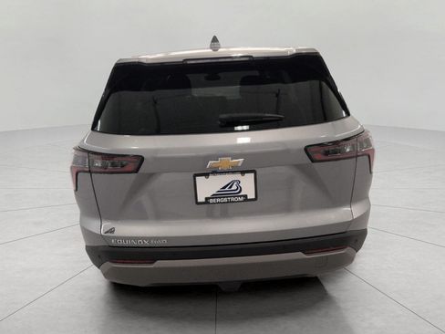 Used 2025 Chevrolet Equinox LT AWD/4WD image 24