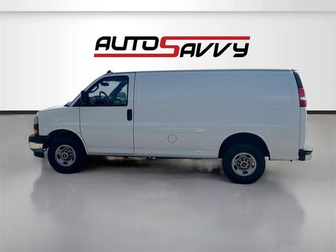 Used 2022 GMC Savana 2500 Work Van w/ Driver Convenience Package image 4