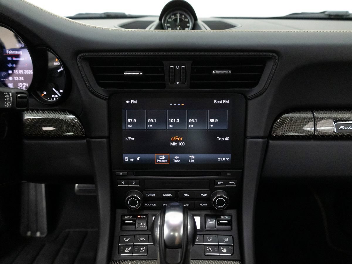 Certified 2018 Porsche 911 Turbo S AWD/4WD image 23