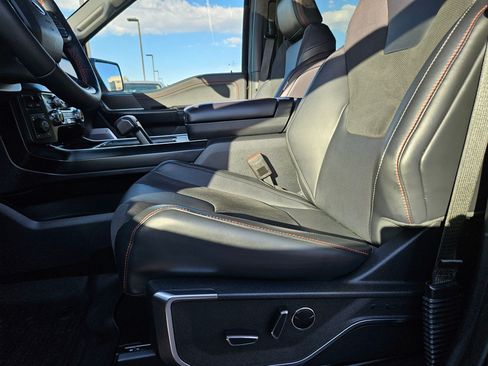Used 2025 Ford F150 Raptor AWD/4WD image 17