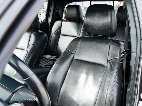 Used 2017 Toyota Tacoma TRD Off-Road w/ Premium & Technology Package image 19