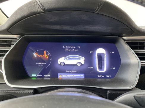 Used 2016 Tesla Model X P90D image 16