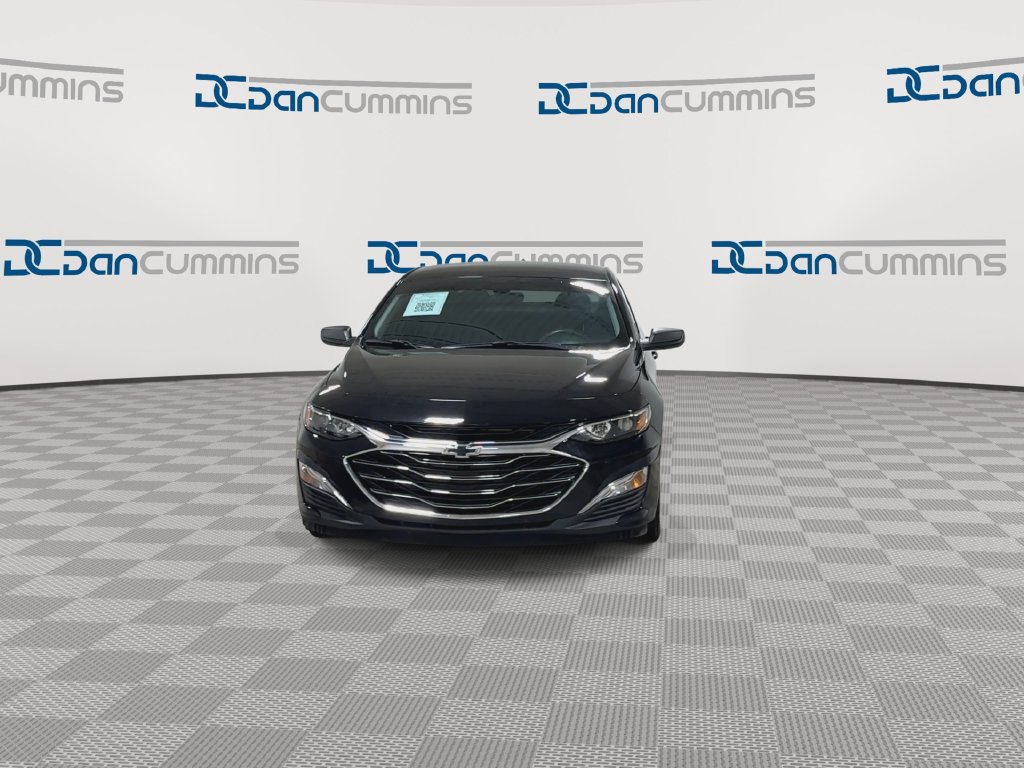Used 2022 Chevrolet Malibu LS FWD image 3
