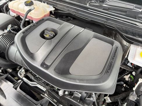 Used 2025 RAM 1500 Laramie w/ Night Edition image 11