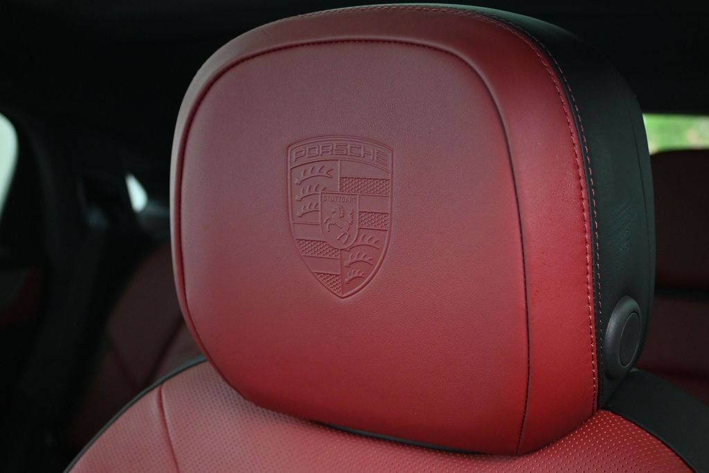 Used 2026 Porsche Cayenne S AWD/4WD image 17